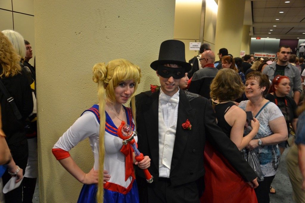 Sailor Moon and Tuxedo Mask cosplay at Fan Expo