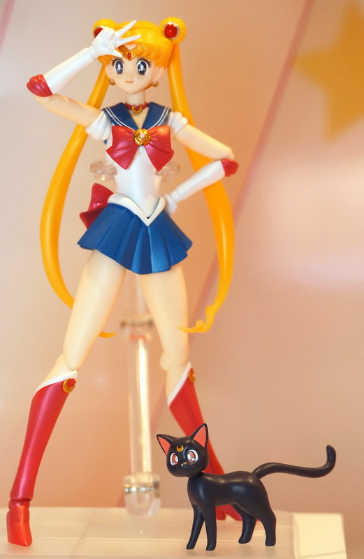 Bandai Sailor Moon and Luna Figuarts figures