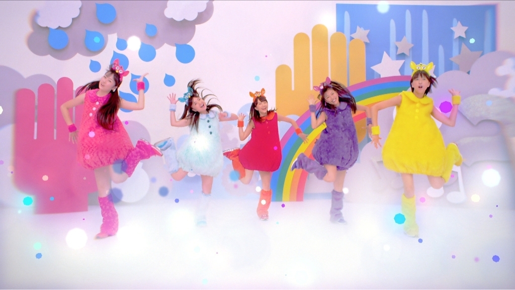 Momoiro Clover Z "Wee-Tee-Wee-Tee" song about Furby