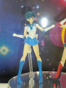 Sailor Mercury S. H. Figuarts figure now in colour