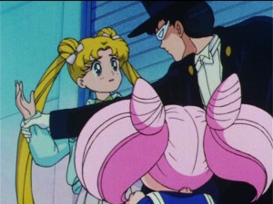 Sailor Moon R episode 73 - Tuxedo Mask stops Usagi from slapping Chibiusa