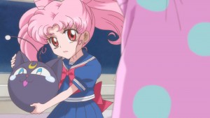 Sailor Moon Crystal Act 17 - Chibiusa in her incorrect coloured uniform with Luna-P