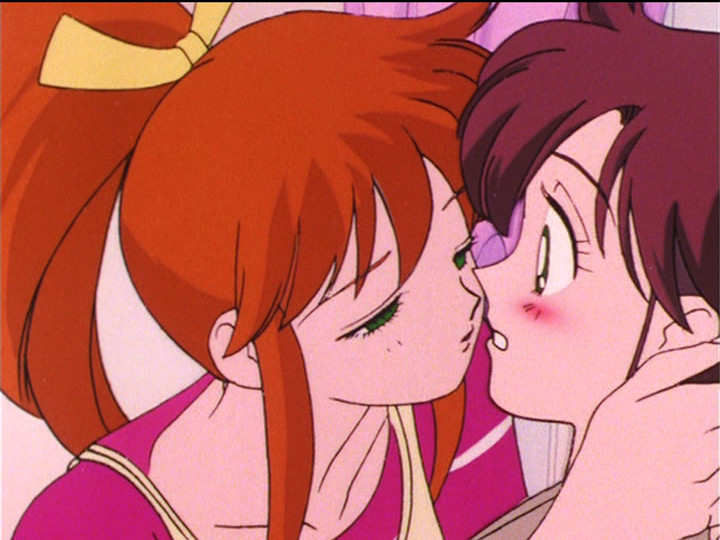 Sailor Moon S episode 94 - Unazuki kissing Makoto