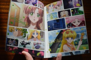 Sailor Moon Crystal Blu-Ray vol. 9 - Special Booklet - Pages 8 and 9 - Screenshots