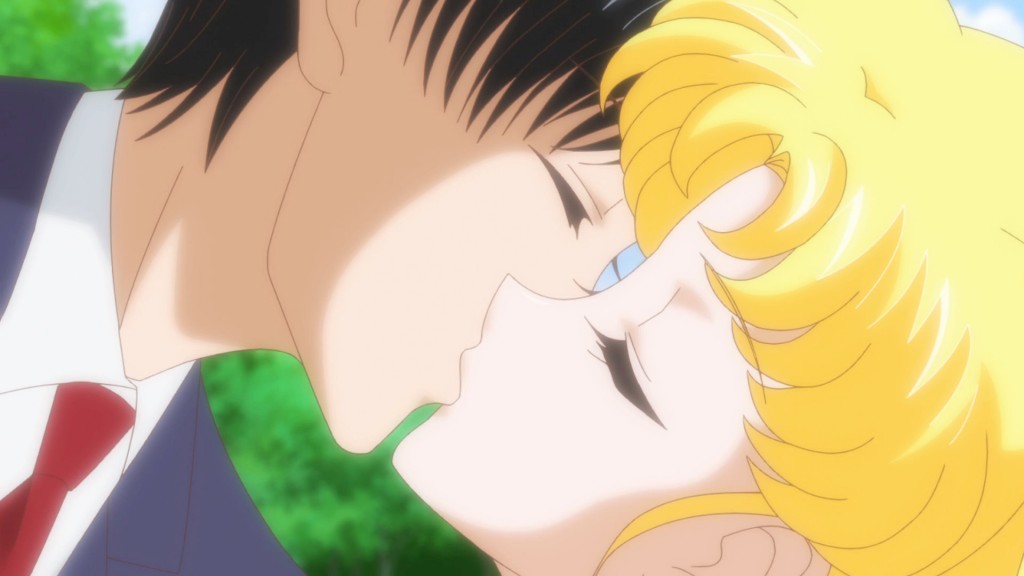 Sailor Moon Crystal Act 26 - Mamoru kisses Usagi