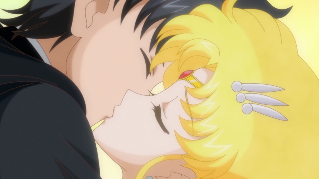 Sailor Moon Crystal Act 26 - Sailor Moon kisses Tuxedo Mask