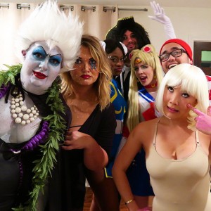 Emily Bett Rickards dressed as Sailor Moon with friends