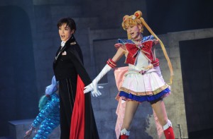 Pretty Guardian Sailor Moon Amour Eternal Musical - Tuxedo Mask and Sailor Moon