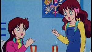 Make Up! Sailor Senshi - Two girls talking about the Sailor Guardians
