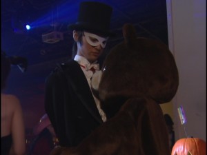 Live Action Pretty Guardian Sailor Moon Act 4 - Tuxedo Mask and Usagi the bear