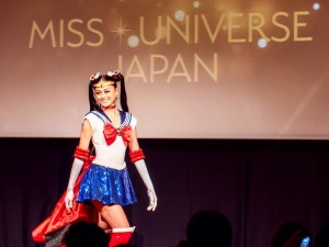 Miss Universe Japan, Yuumi Kato, dressed as Sailor Moon