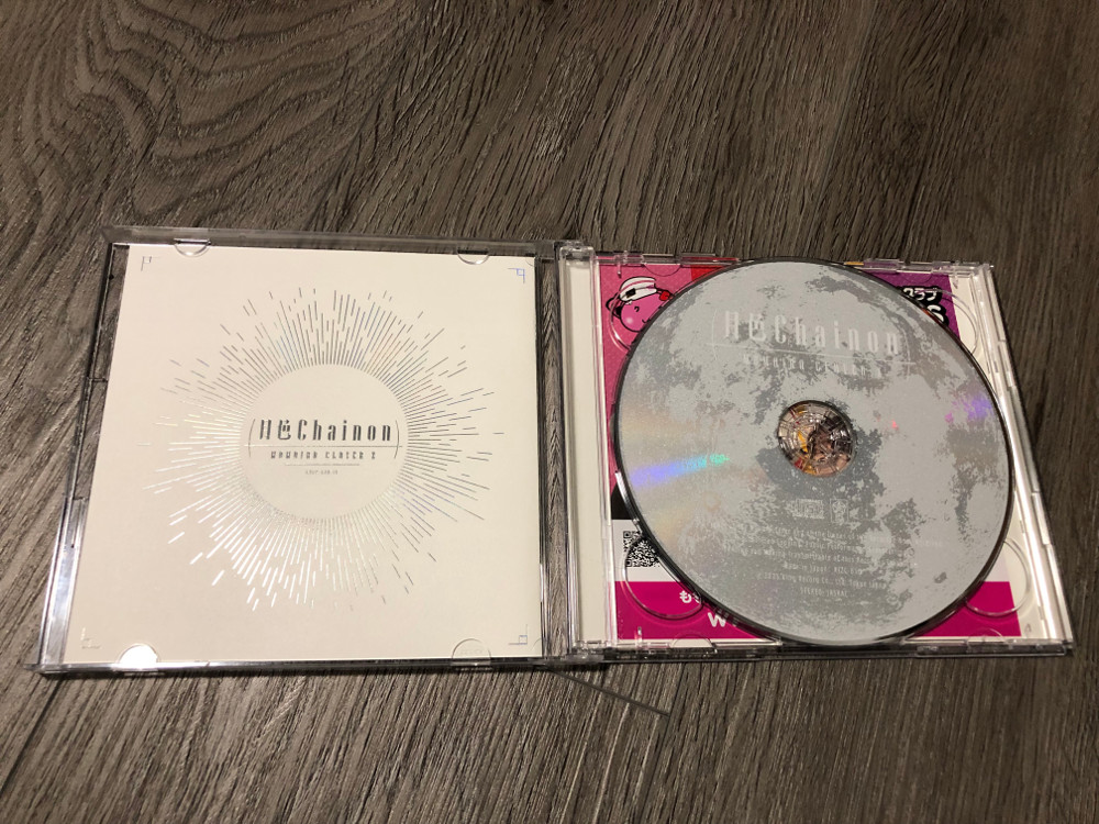 Moon Color Chainon CD and Blu-ray - Momoiro Clover Z Edition - CD disc