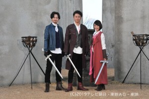 Master Blue, Master Red and Master Pink in Kishiryu Sentai Ryusoulger episode 1