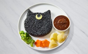 Luna shaped food from the Sailor Moon Cafe